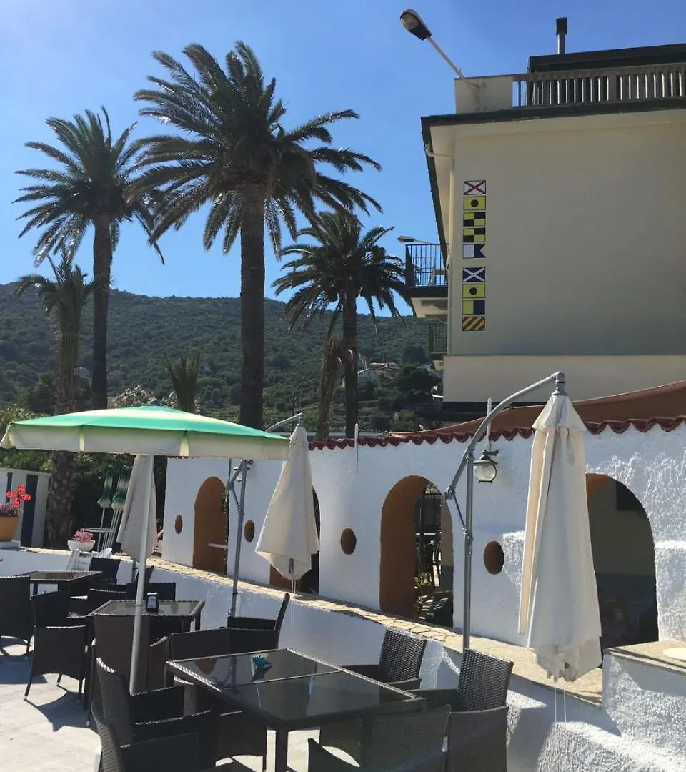 Residence Villa Miky アルベンガ イタリア
