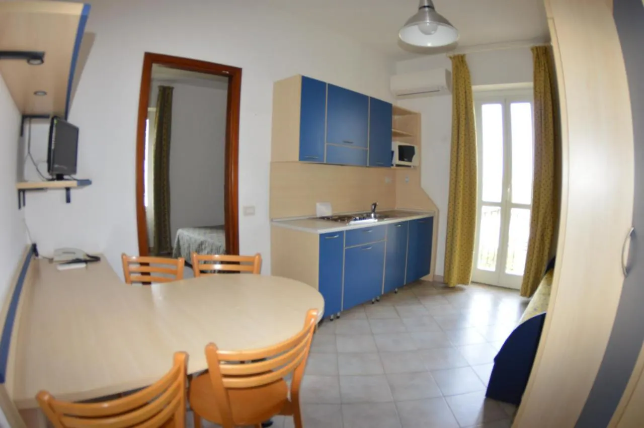 アパートホテル Residence Villa Miky アルベンガ イタリア