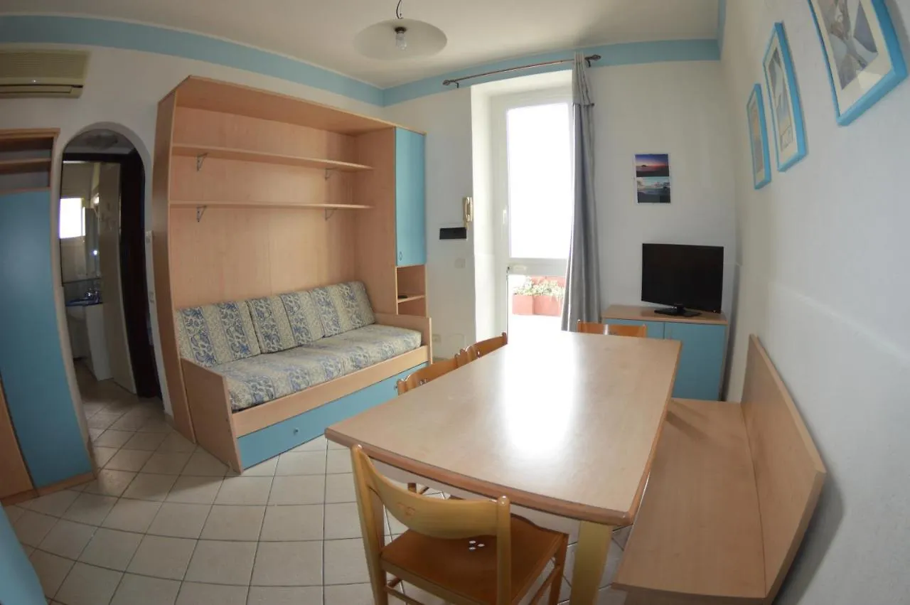 アパートホテル Residence Villa Miky アルベンガ イタリア